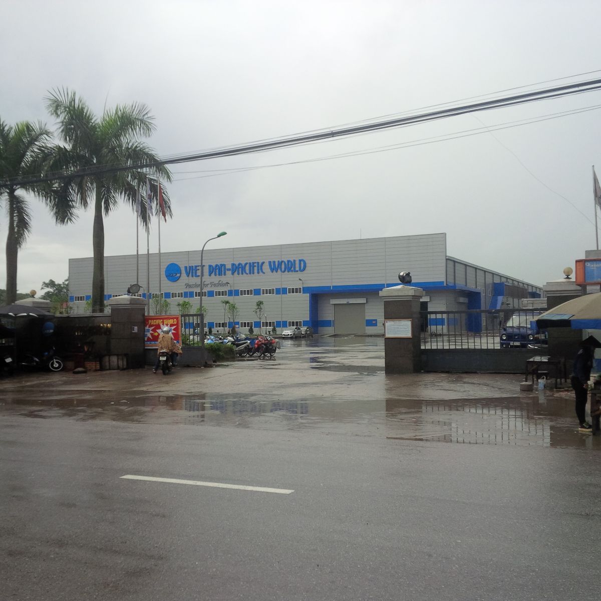 lap-dat-den-led-tuyp-gx-lighting-cho-nha-may-viet-pan-pacific-world